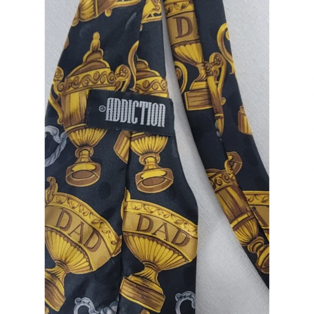 Addiction Men's Necktie Tie Polyester World's Greatest Dad Trophy Pattern 57